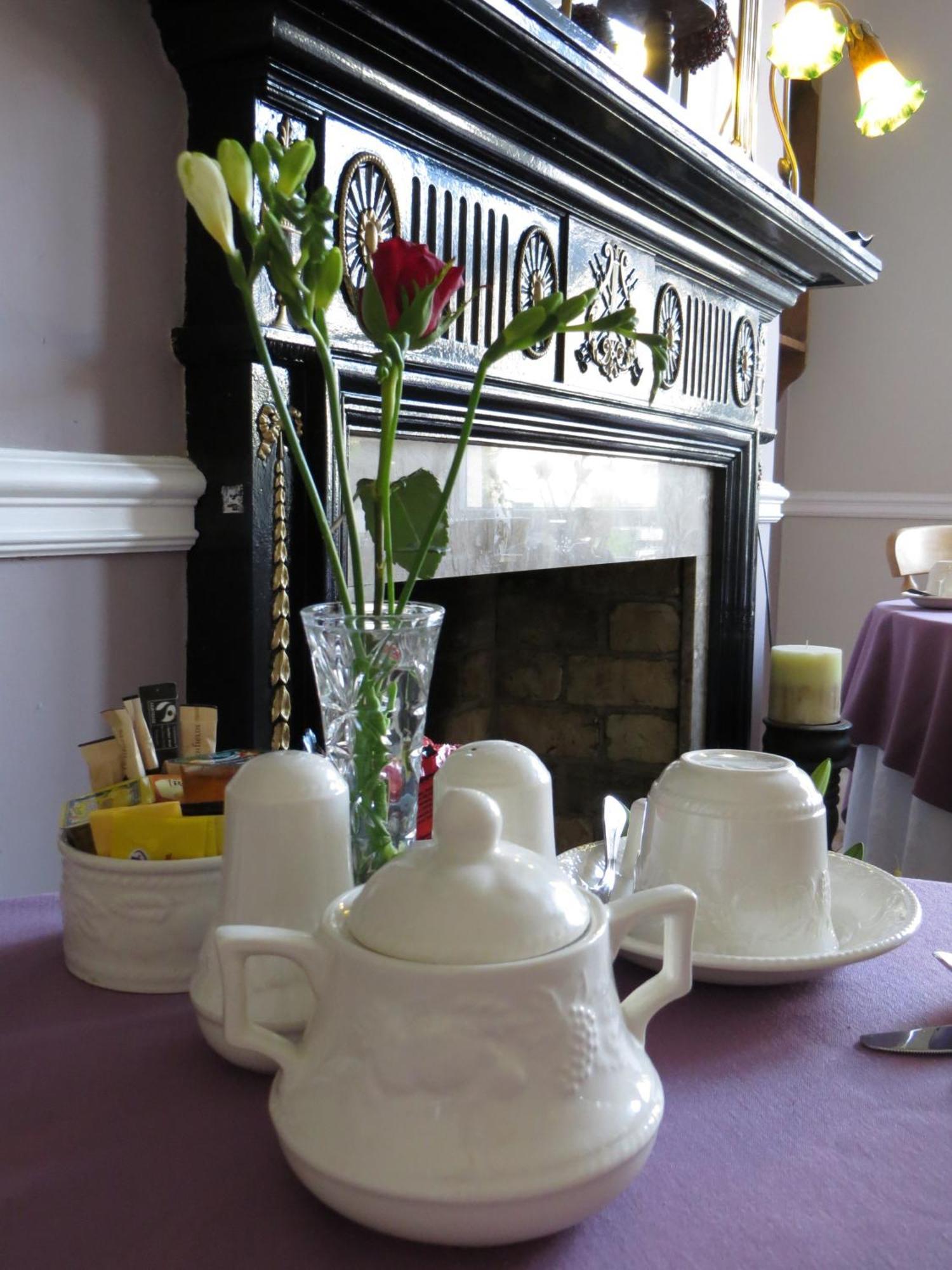 Avondale Guest House York Esterno foto