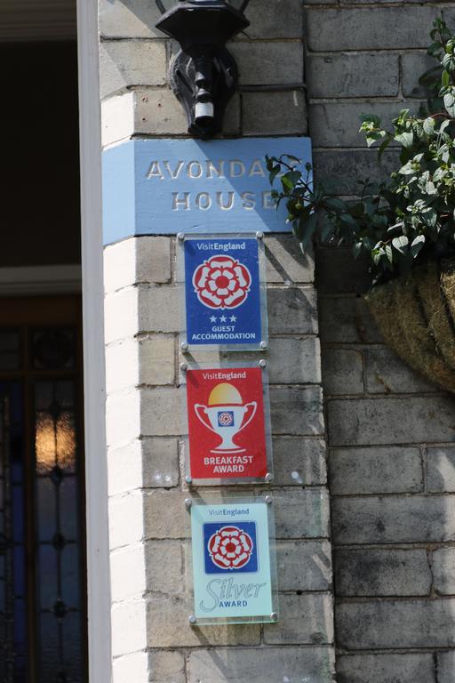 Avondale Guest House York Esterno foto