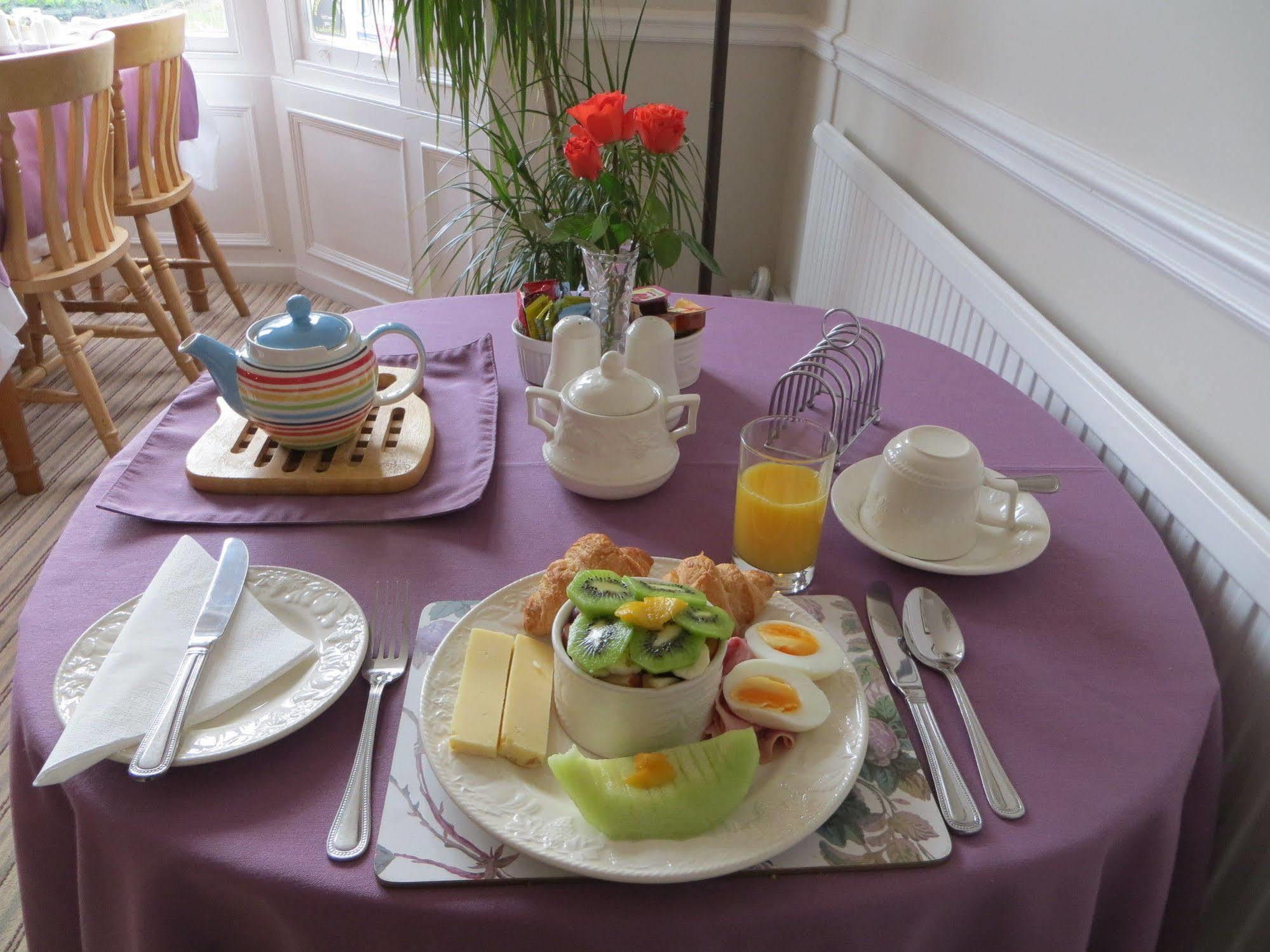 Avondale Guest House York Esterno foto
