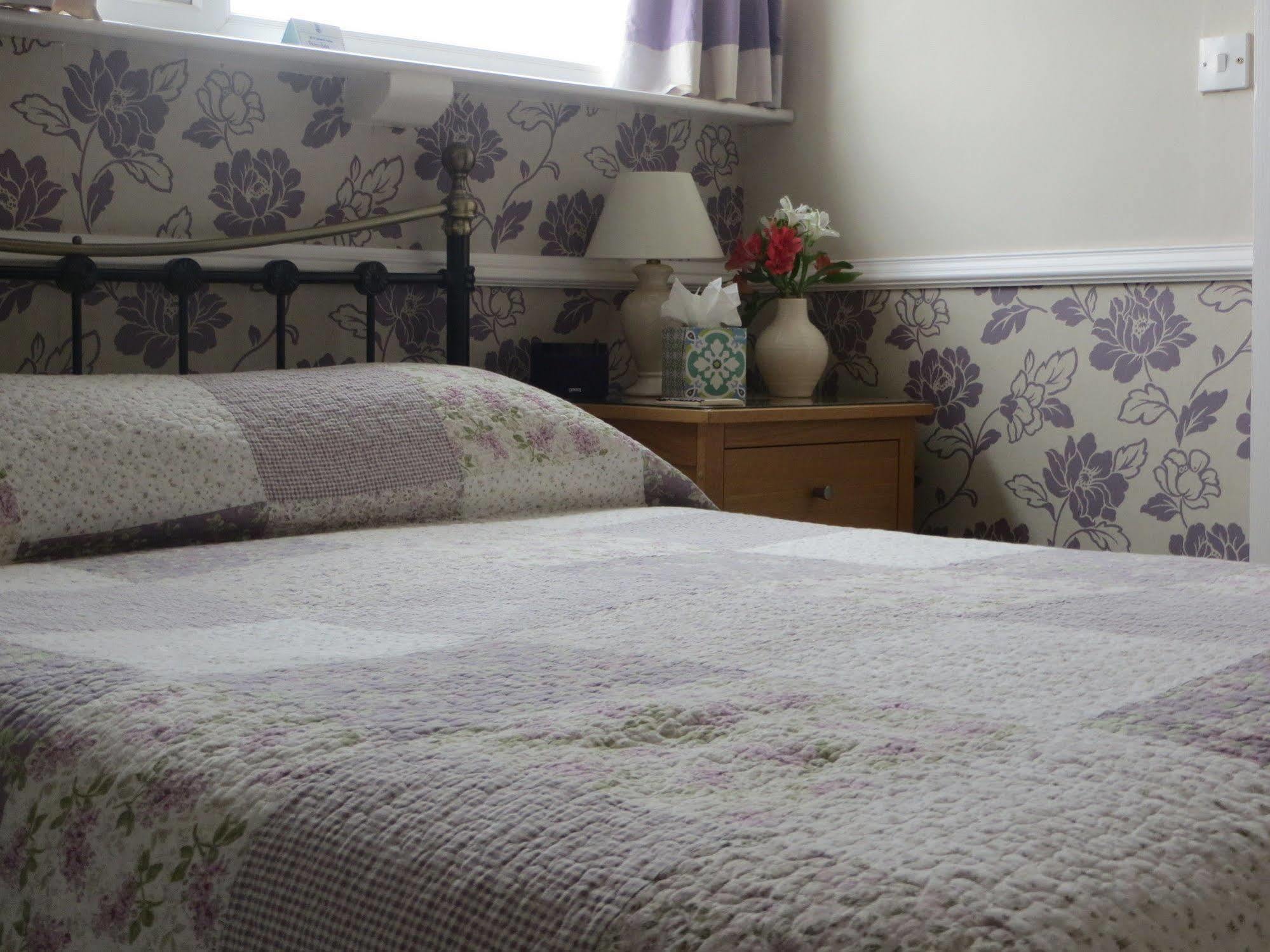 Avondale Guest House York Esterno foto