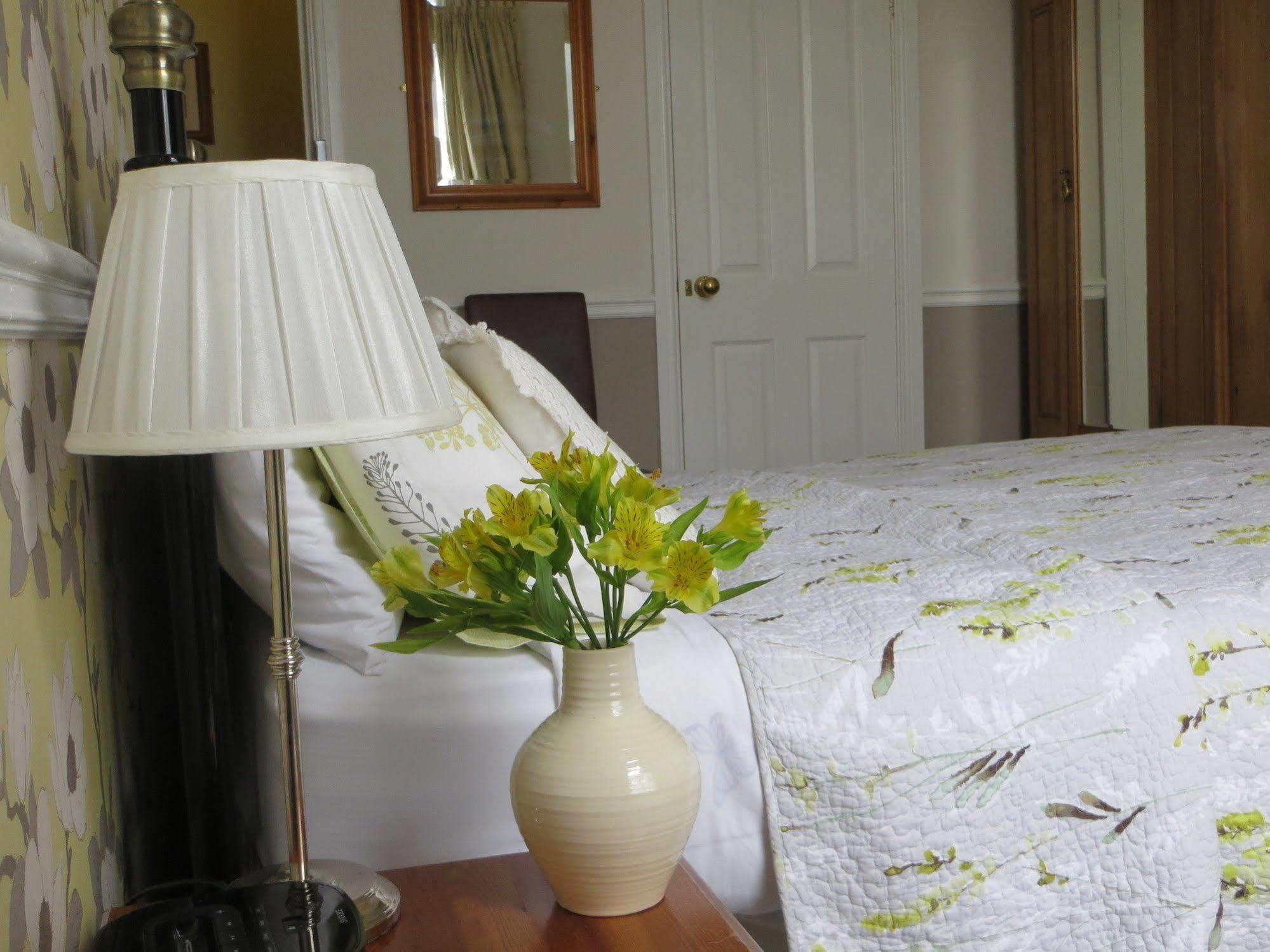 Avondale Guest House York Esterno foto